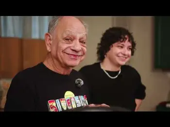 Screenshot of the Video "Cheech & Jasmine Make a Jamaica Spritz 🌺"