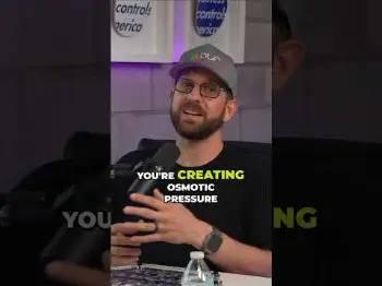 Screenshot of the Video "Only The Flame  -Why the 45 degree cut isn't helping your clones roots aren't coming out of that cut"