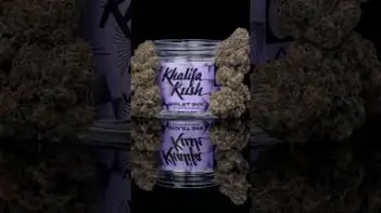 Screenshot of the Video "Violet Sky for the holiday weekend ✅☁️"