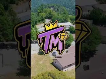 Screenshot of the Video "FRESH FROZEN SEASON!! | TERP MANSION"