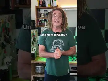 Screenshot of the Video "Die nächste Nebelkerze -  Anhörung zu Extrakten statt zu Blüten"