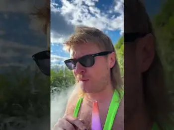 Screenshot of the Video "VERY NICE! Hot Boy summer wird heißer mit dem Puffco Peak Pro Plasma"