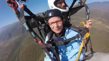 Screenshot of the Video "Ain't no mountain high enough!   When Mila Jansen flies the skies!"