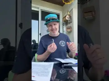 Screenshot of the Video "Rosebud bowl first joint "