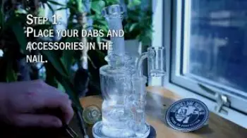 Screenshot of the Video "How to Cold Start Dab | Cold Start Dabbing | Reverse Dabbing"