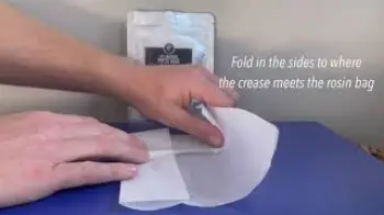 Screenshot of the Video "Rosin Press Directional Flow Boat Tech | Gutenberg's Dank Pressing Co."
