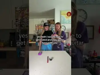 Screenshot of the Video "Guitar Hero + Dabs?"