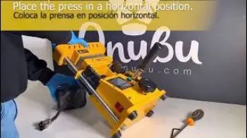 Screenshot of the Video "Sustitución Pistón Prensa Qnubu Press Pro Hidráulica 2 Ton"