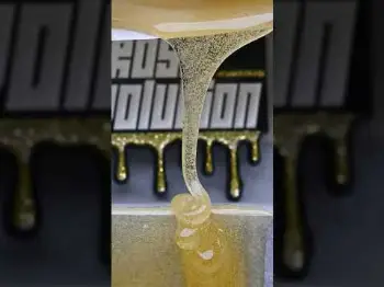 Screenshot of the Video "Platters of Weed Goodies! #rosinevolution"